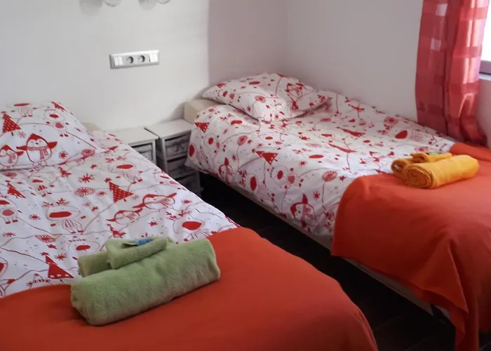 La Maison Des Marguerites * Leon